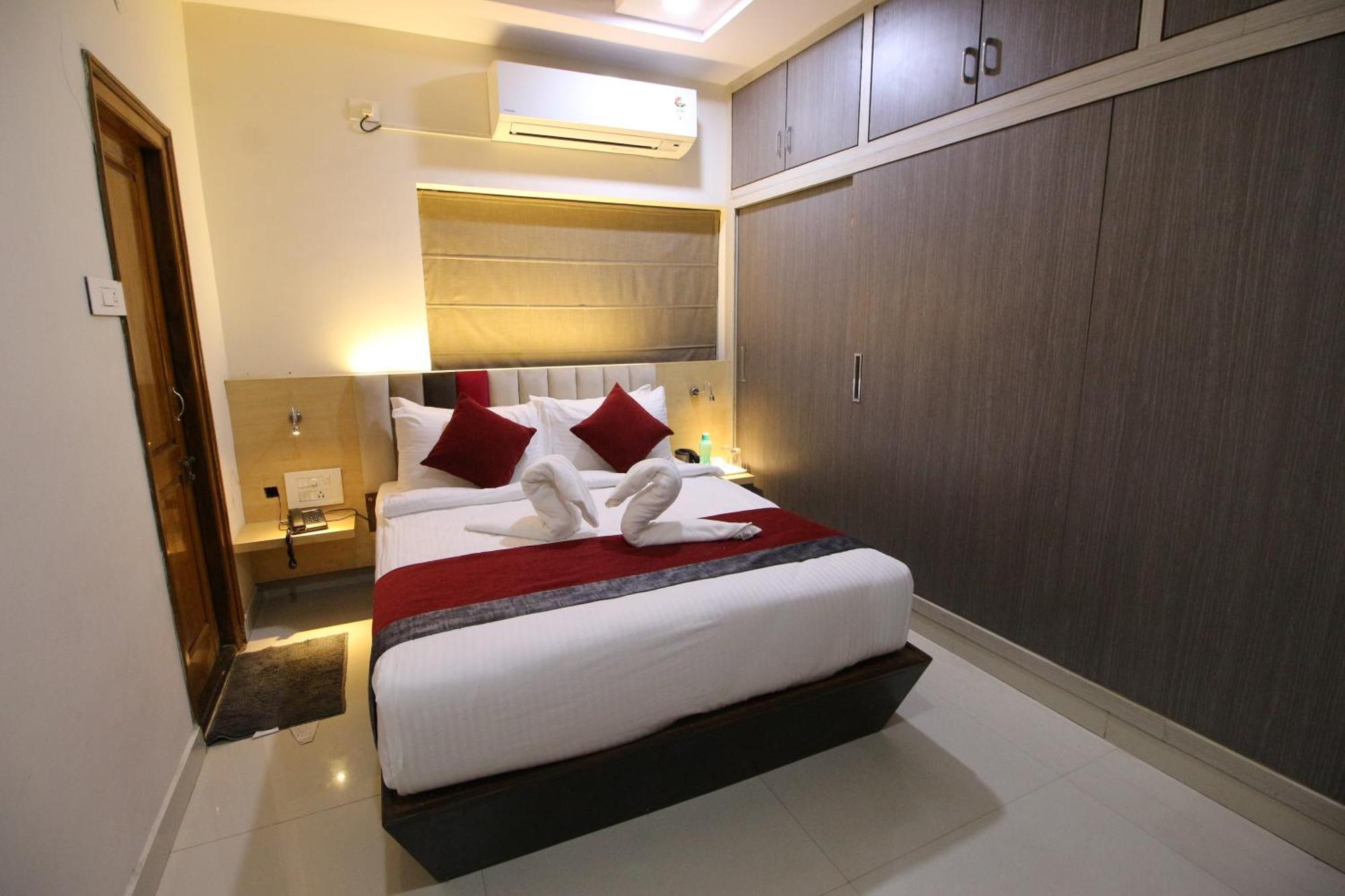 The Butterfly Luxury Serviced Apartments Visakhapatnam Exterior photo